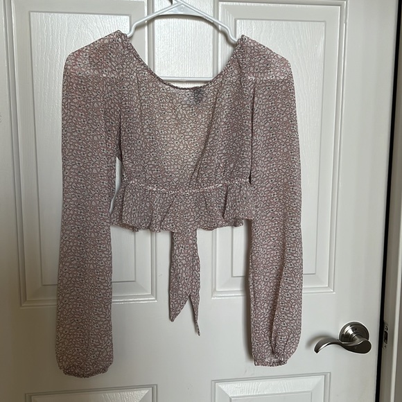 Princess Polly Tie front crop top size 0 - Picture 8 of 8